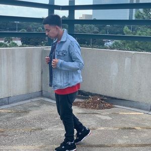 Meet your Posher, Cristian